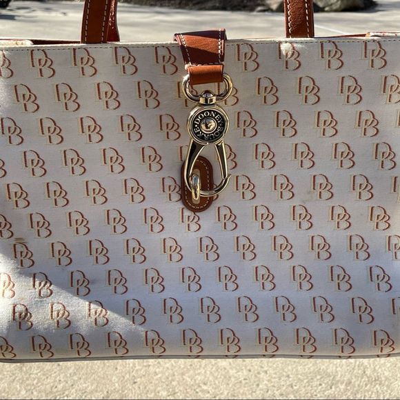 Dooney & Bourke ivory and brown monogram tote purse - Picture 2 of 11